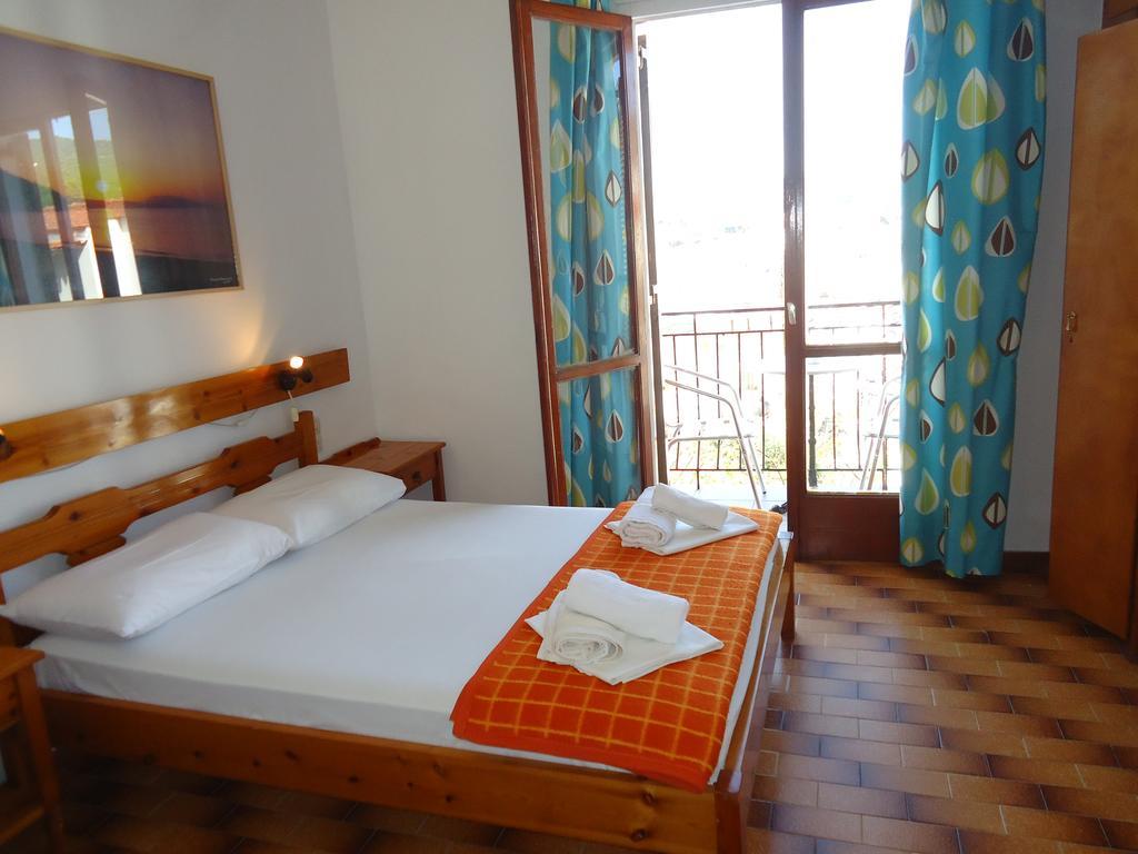 Pension Margarita Skiathos Chora Extérieur photo